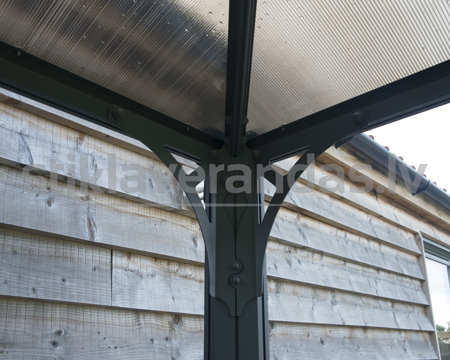 stikla verandas brīvi stāvoša nojume mara