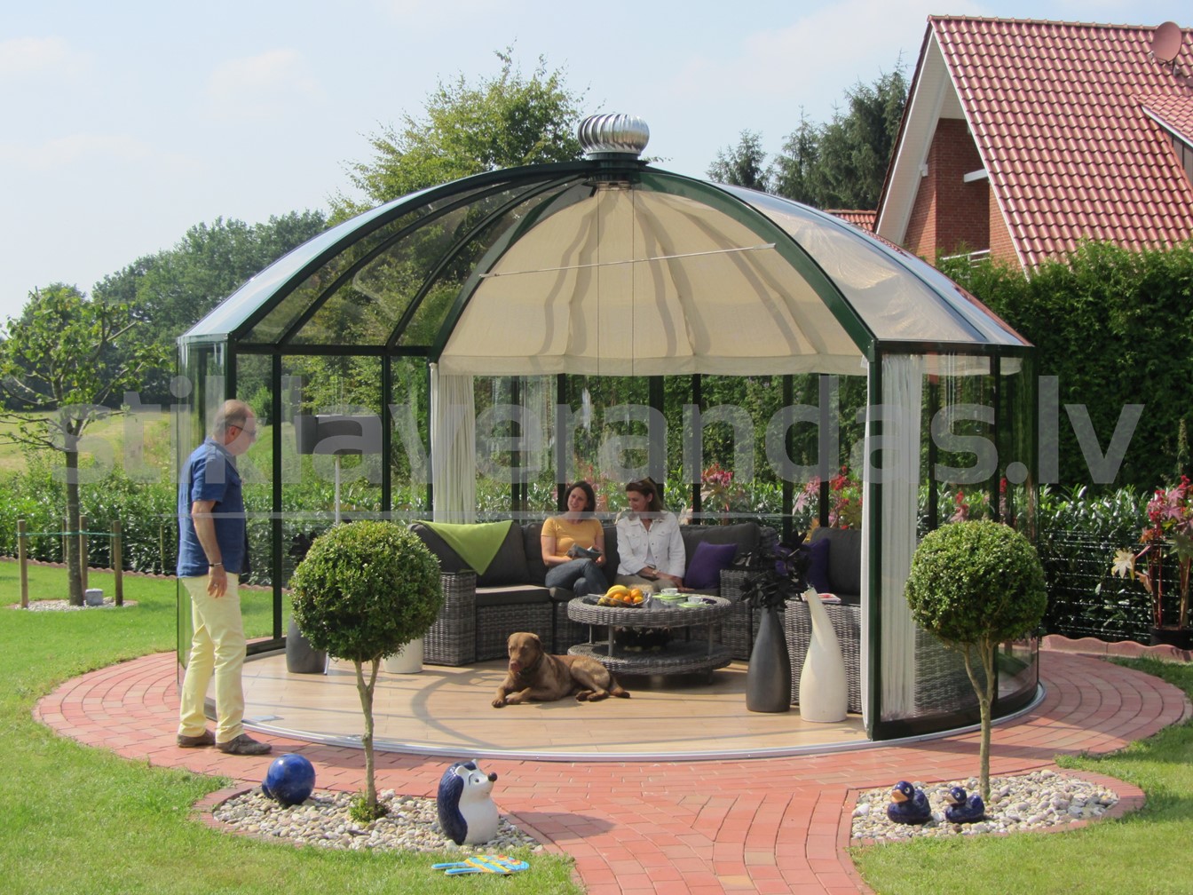 Paviljons Rondo Apals Grozams Stikla Verandas 2