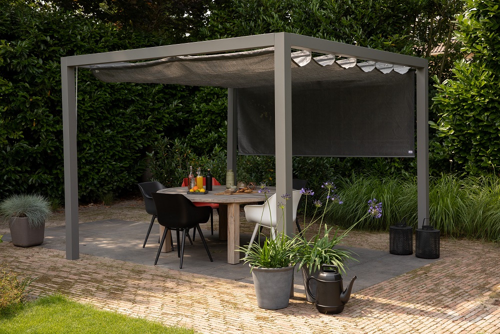 stikla verandas nojume pergola atbidams auduma jumts udensdross sanu aizkari