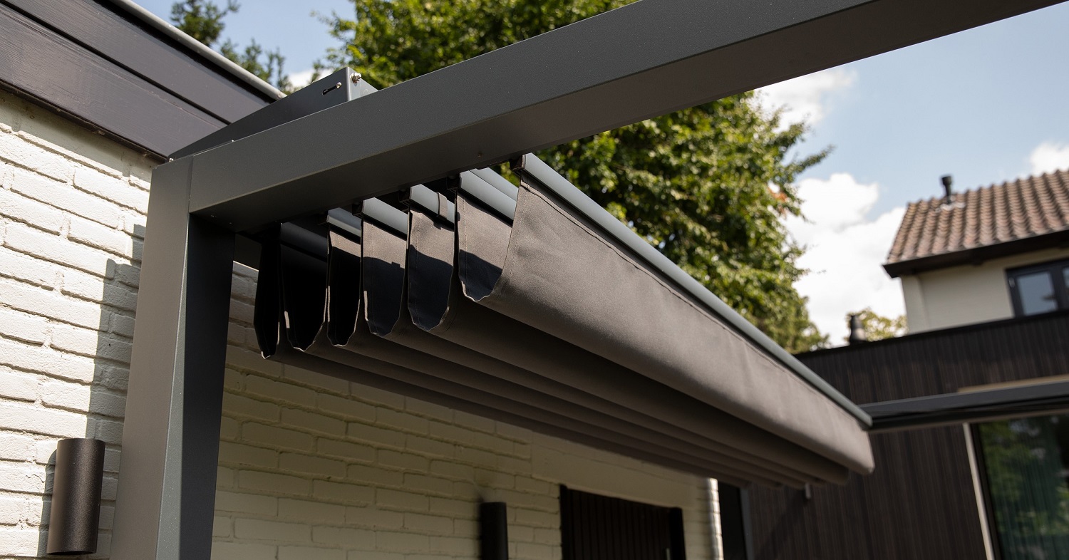 stikla verandas nojume pergola atbidams auduma jumts udensdross saurs